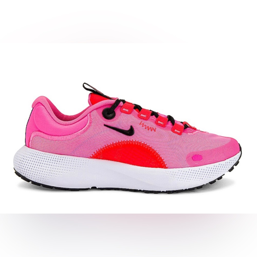 NIKE React Escape Run — Pink Glow — Size: 8.5